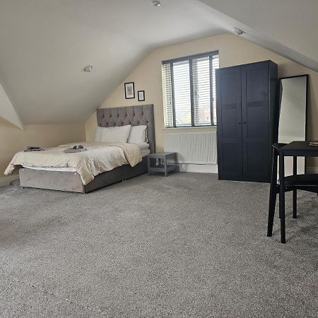 Lovely 1-Bed Loft In Newport Buitenkant foto