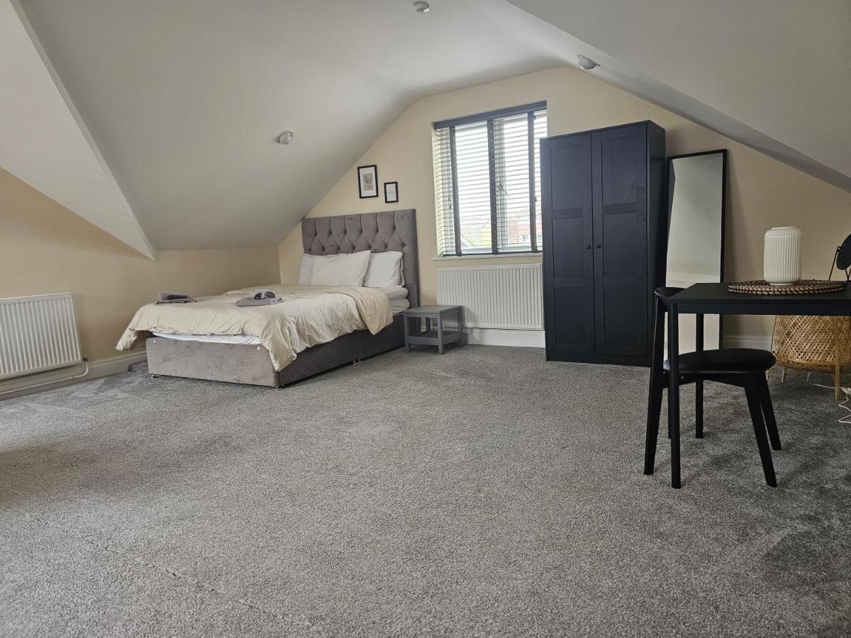 Lovely 1-Bed Loft In Newport Buitenkant foto