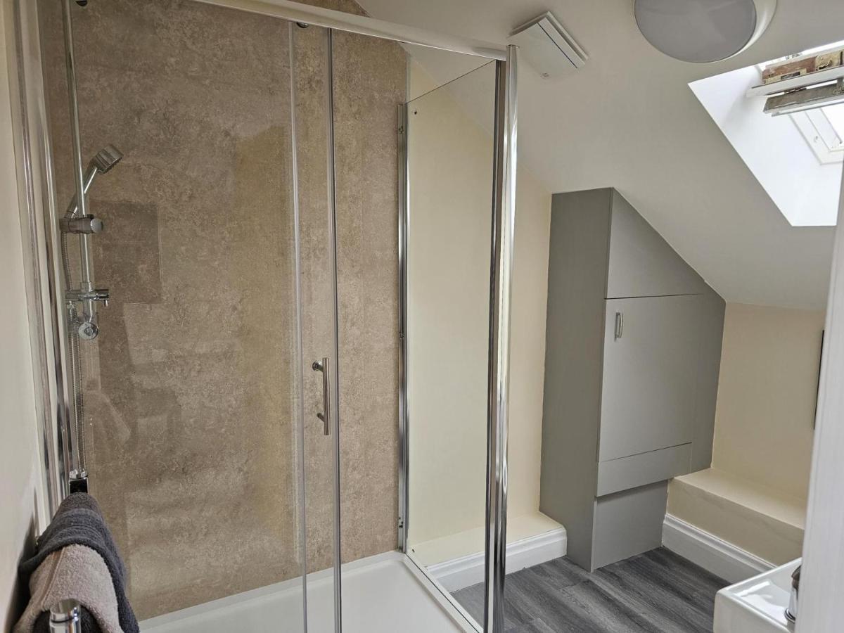 Lovely 1-Bed Loft In Newport Buitenkant foto